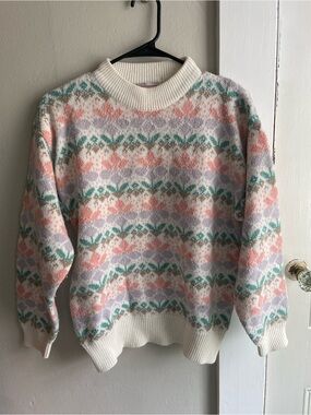 Women’s Vintage Floral Pattern Crewneck Sweater - Cream with Pastel Accents